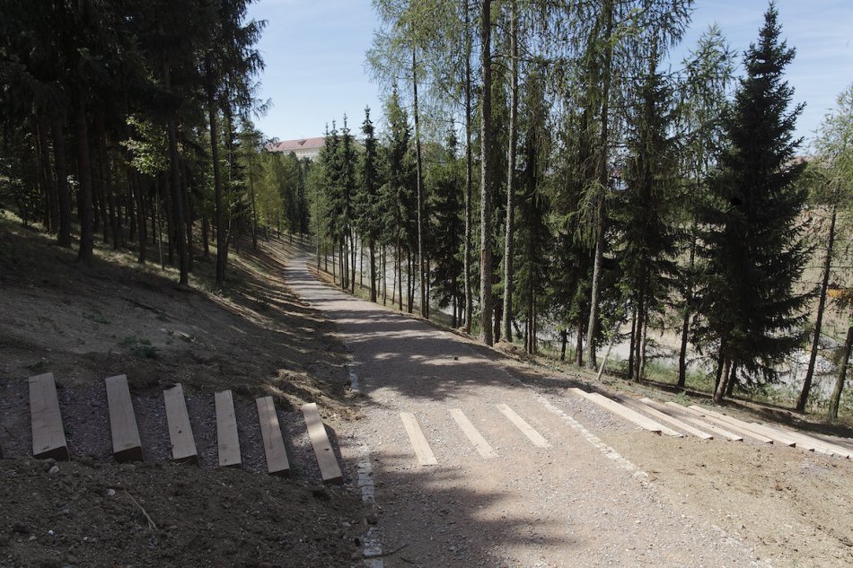 Rokle a Jedlý park aneb Veřejný zájem