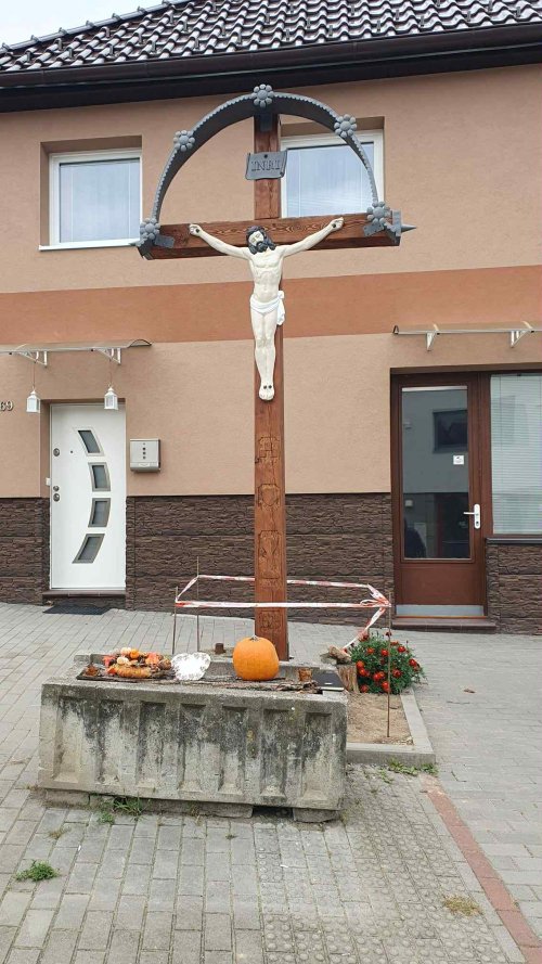 1b20cbd0-4e88-4105-ae0a-f3d54cb0cee3