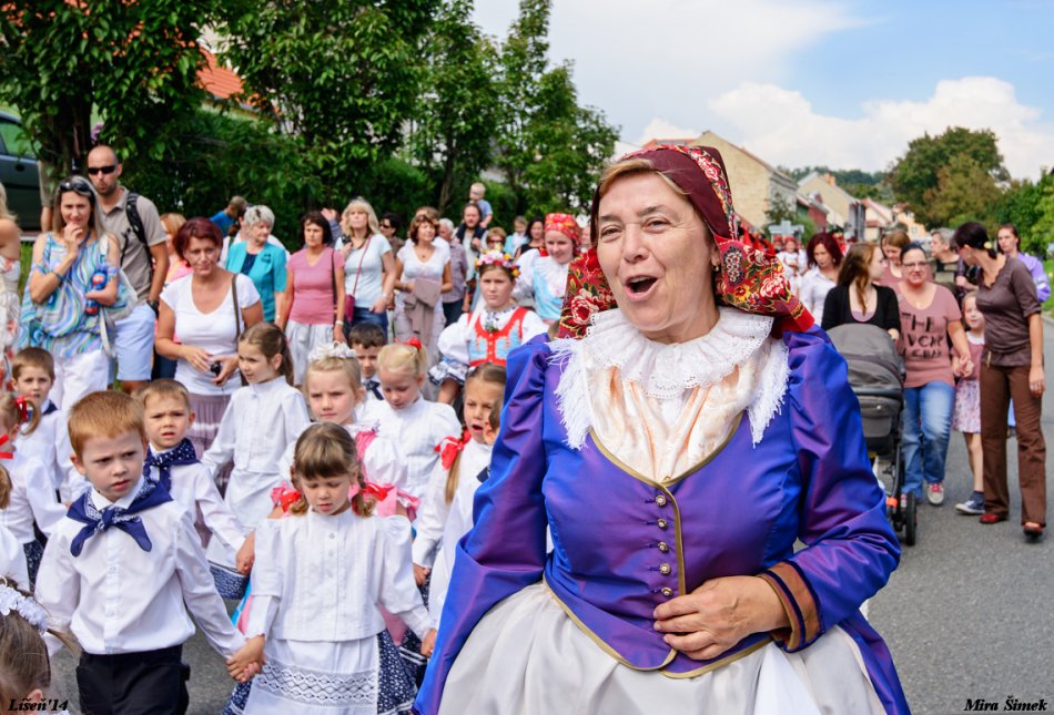 Ohlédnutí za vystoupením k 35. výročí Národopisného souboru Líšňáček